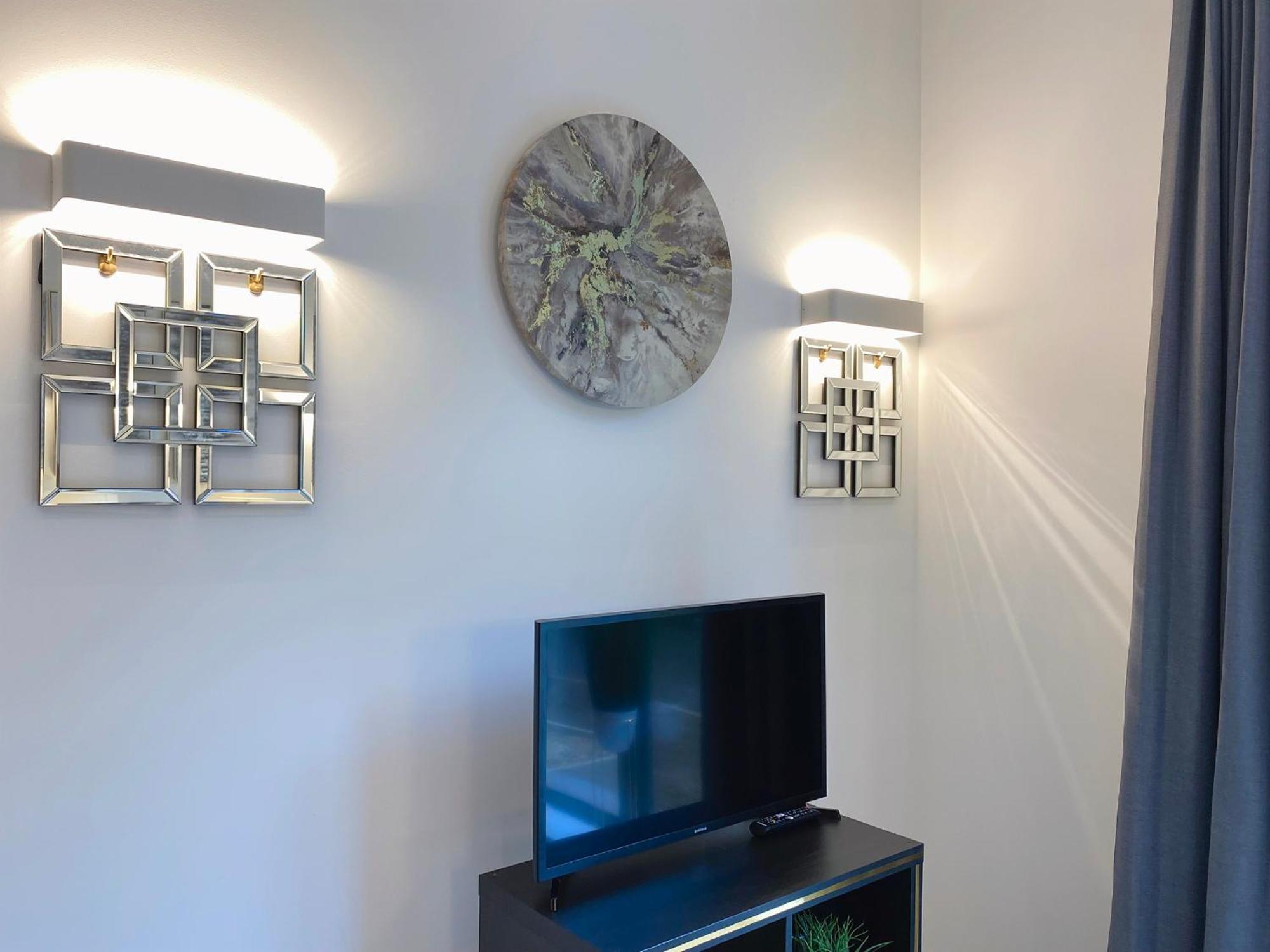Newpointe Stunning 1-Bedroom Serviced Apartment Milton Keynes Zimmer foto